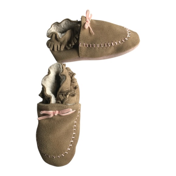 SUEDE BABY SHOES Size 18-24 mos - Picture 2 of 6